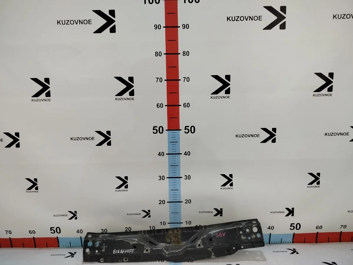 Рамка радиаторов (телевизор) Suzuki Grand Vitara 2013 JT