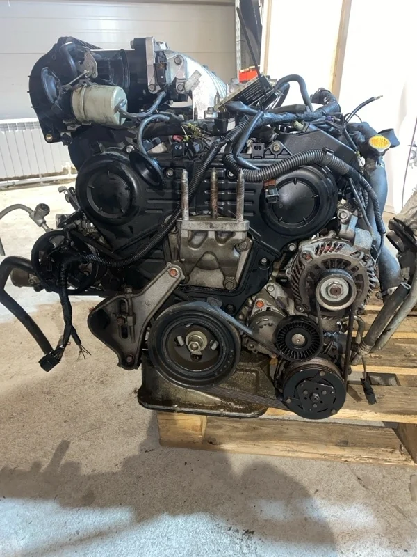 Двигатель Mitsubishi Outlander 1000C879 XL 3.0