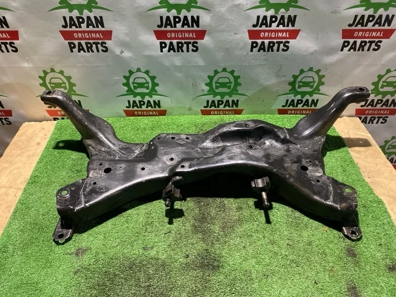 Подрамник Mitsubishi Lancer MR510285 9 1.6, передний