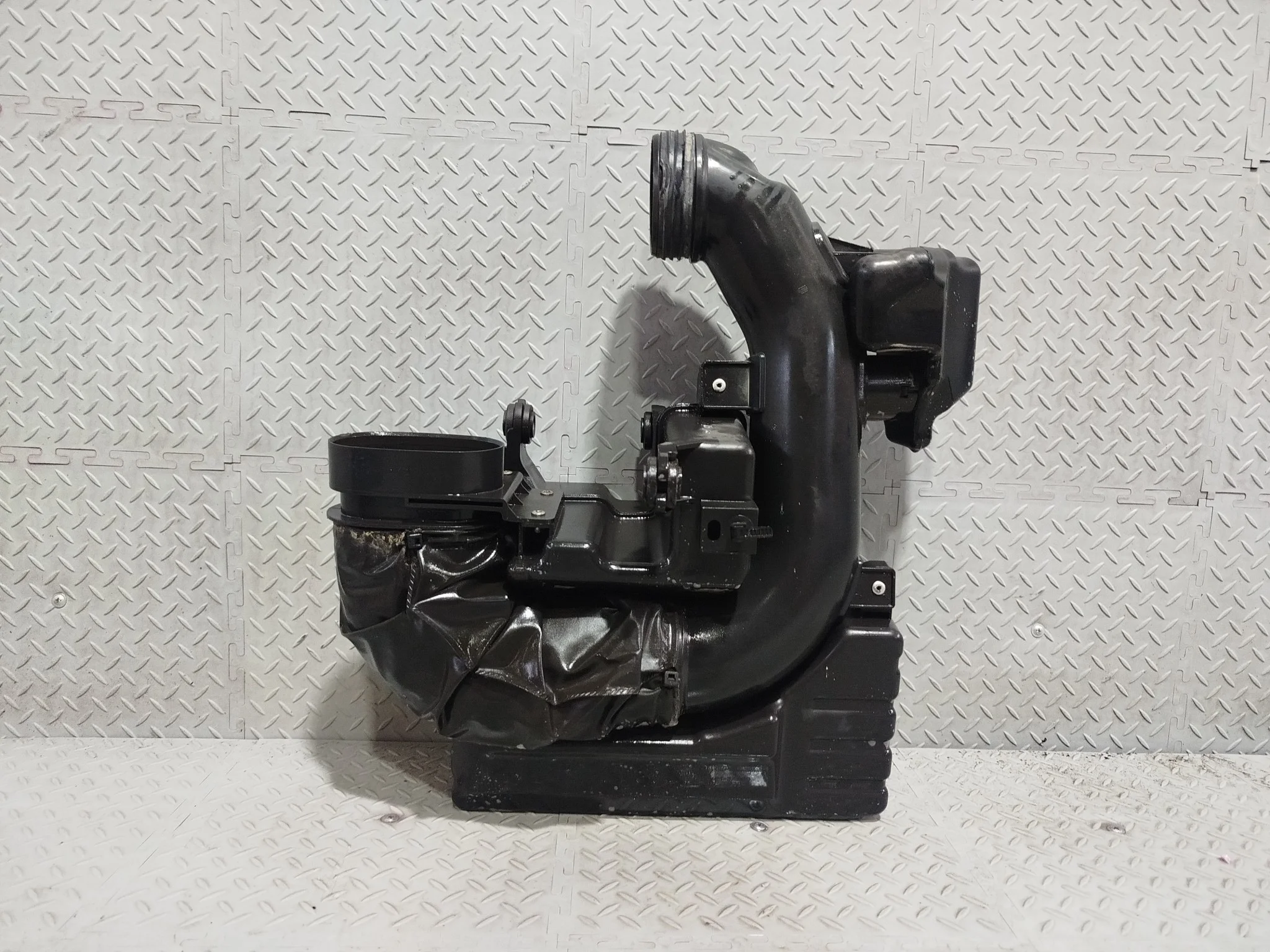 БАЧОК ВЛАГООТДЕЛИТЕЛЯ АБСОРБЕР ВОЗДУШНЫЙ HYUNDAI 282203X320