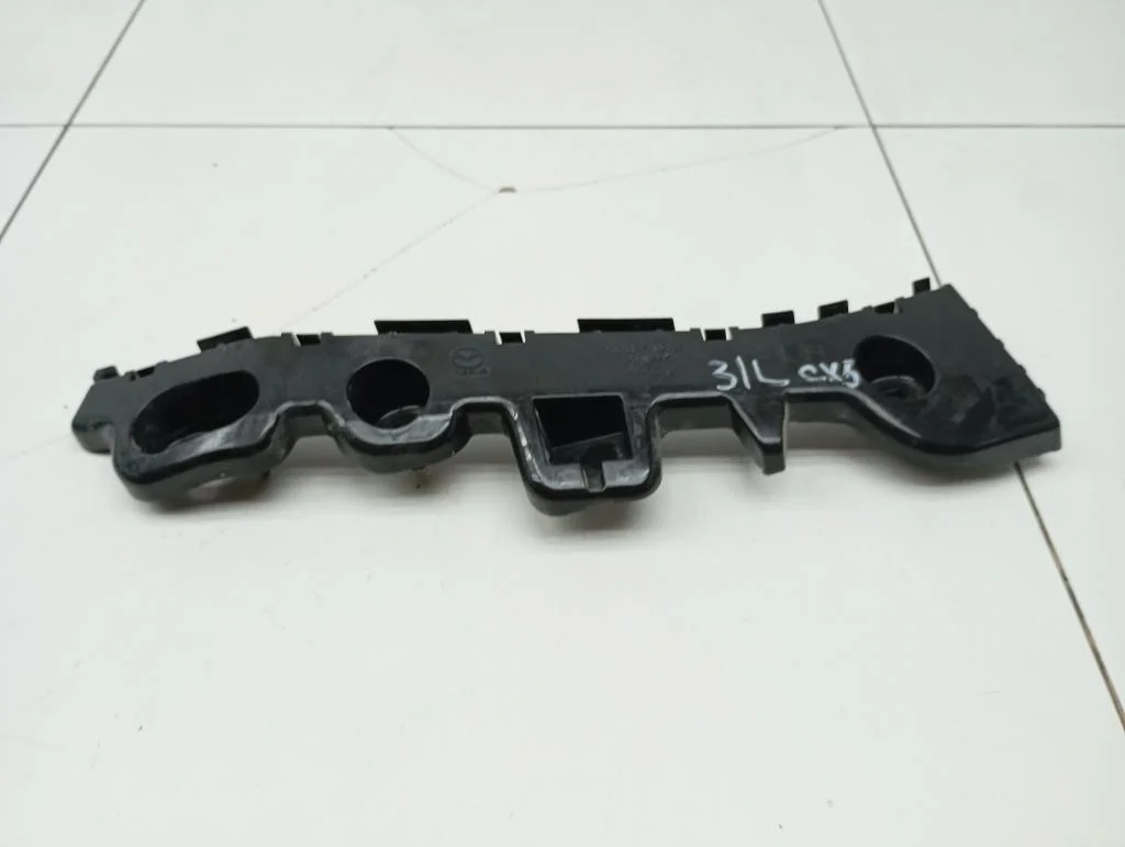 Кронштейн заднего бампера левый Mazda CX-5 2021 KF