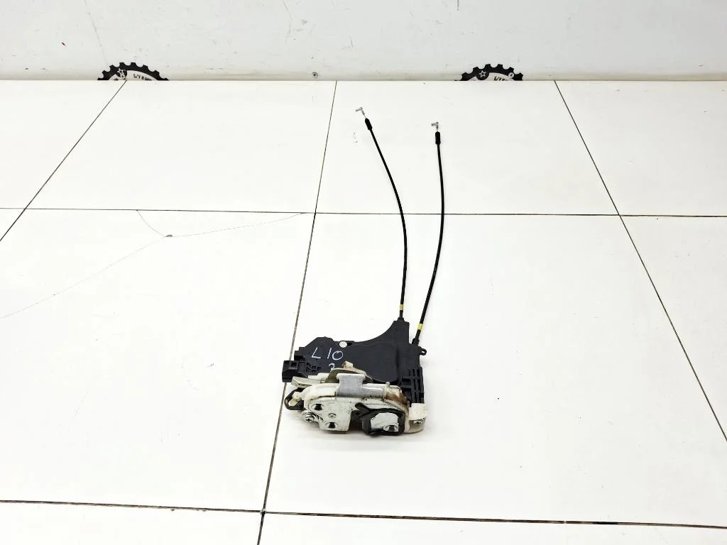 Замок двери задней левой Mitsubishi Lancer 10 CY