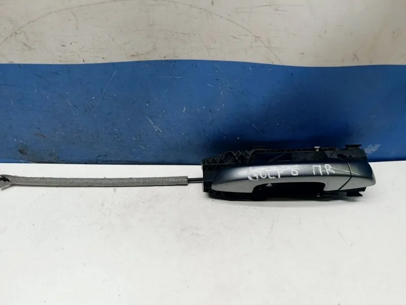 Ручка наружная Volkswagen Golf 6 2009-2013 1K8837206EGRU, передняя правая