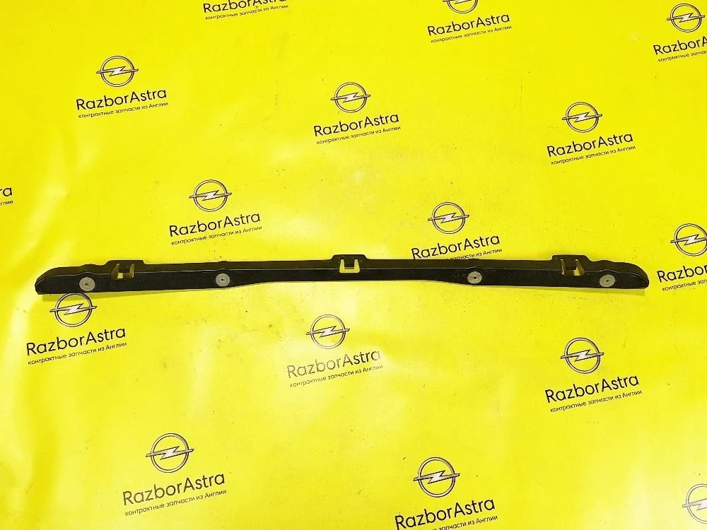 Кронштейн Opel Zafira B (2005—2008)