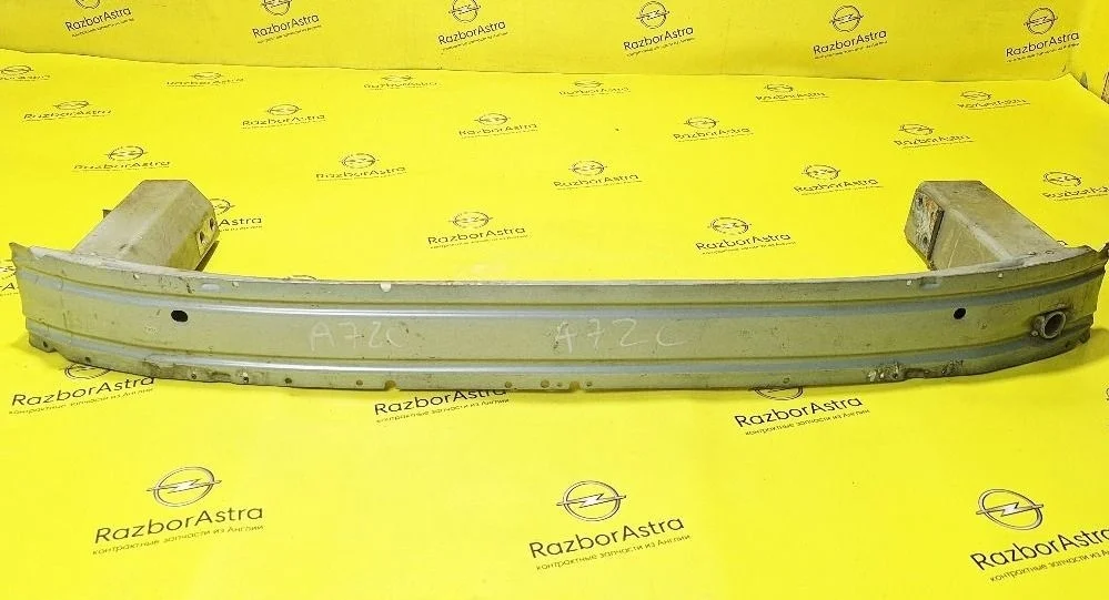 Усилитель переднего бампера Opel Astra GTC J (2009—2012)