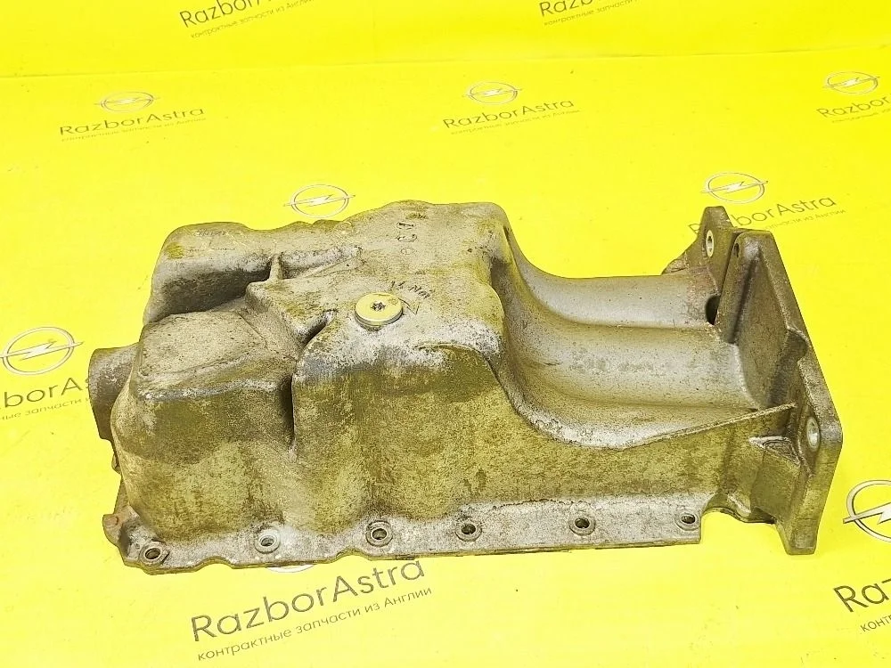 Поддон двигателя Opel Astra GTC J (2009—2012)