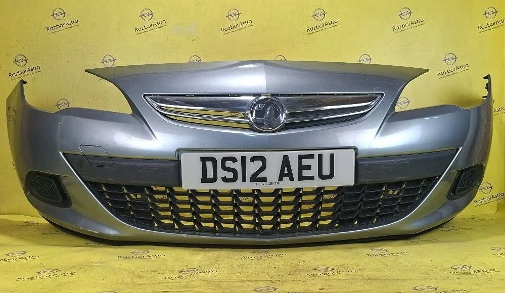 Бампер передний Opel Astra GTC J (2009—2012)