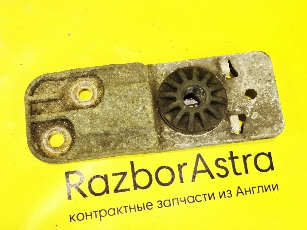 Кронштейн радиатора Chevrolet Orlando I (2010—2018)