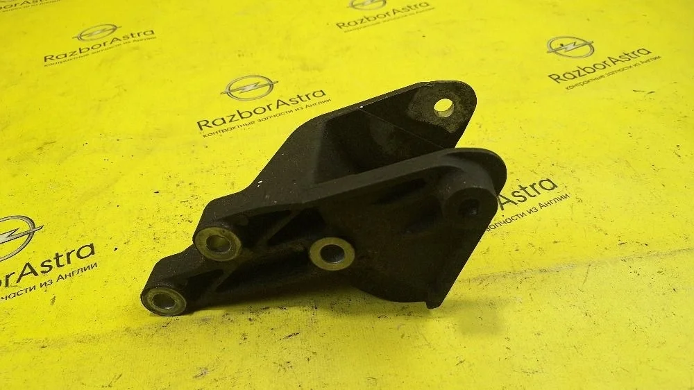 Кронштейн двигателя Chevrolet Cruze I (2009—2012)