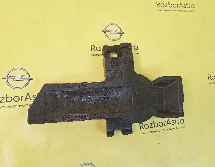 Абсорбер бампера Opel Astra GTC H (2004—2007)