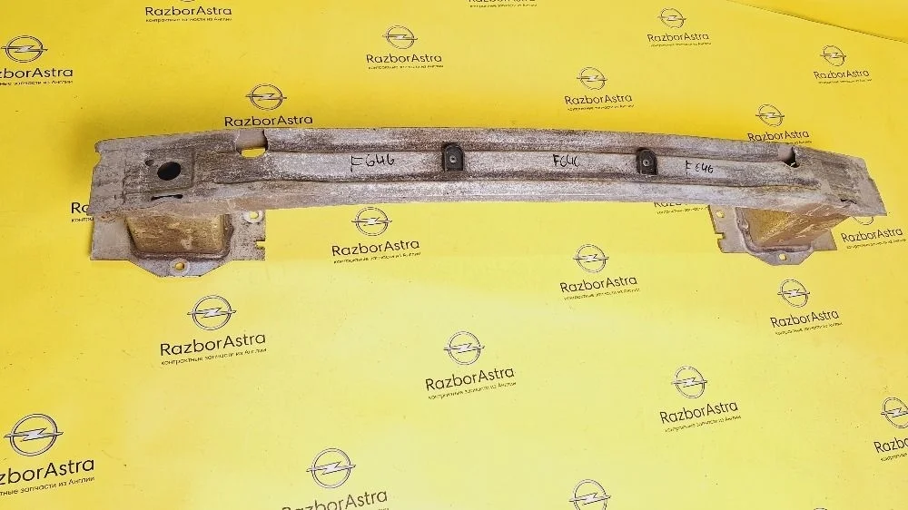 Усилитель заднего бампера Opel Astra GTC J (2009—2012)