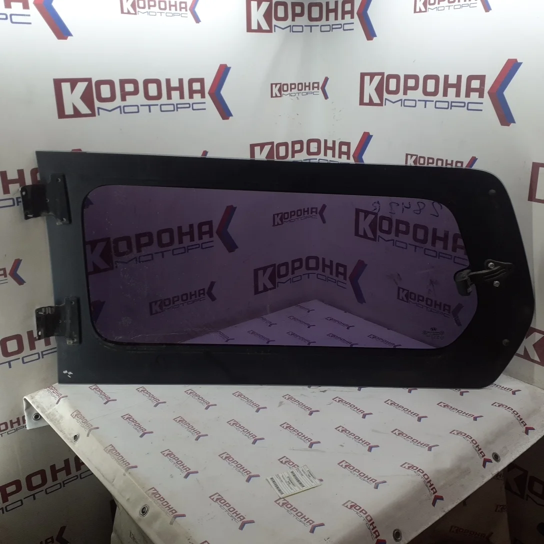 Боковое стекло кузова правое Б/У оригинал
