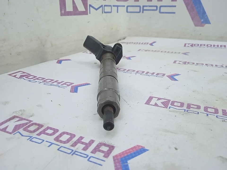 Форсунка топливная D4HA D4HB Б/У Оригинал