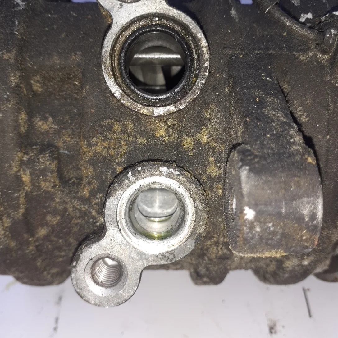 Компрессор кондиционера Б/У Оригинал