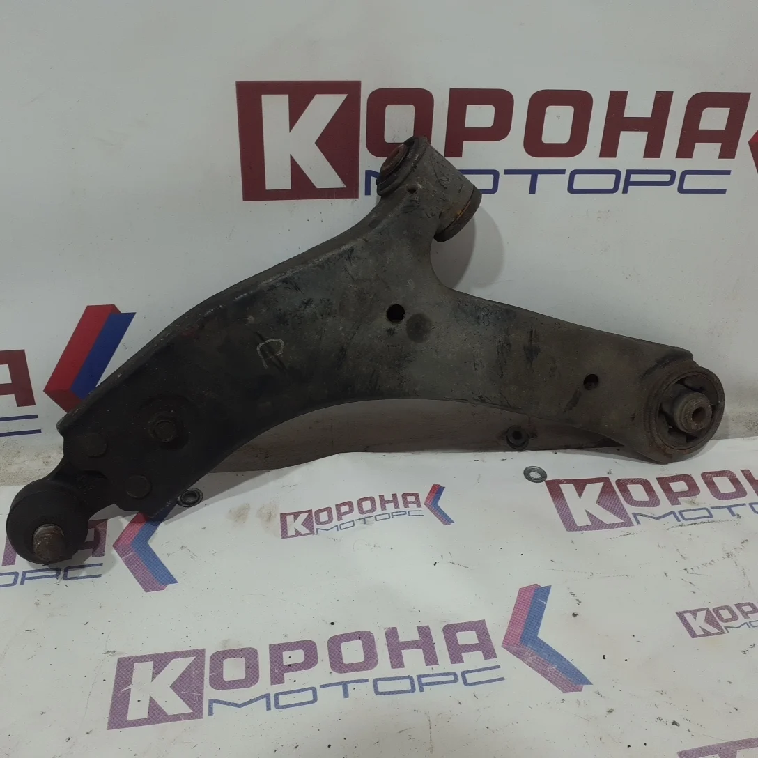 Рычаг передний левый Б/У Б/У