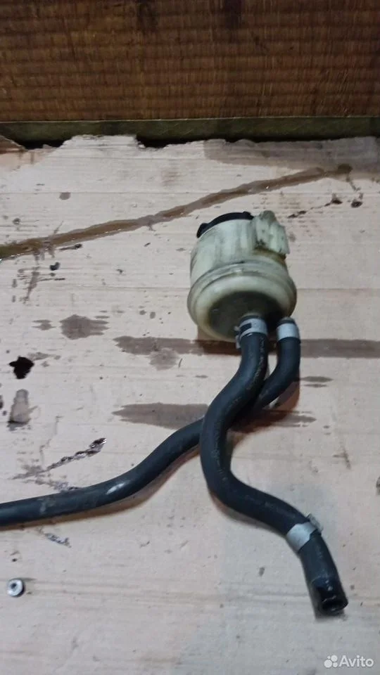 Бачок гура инфинити qx56 qx80 z62