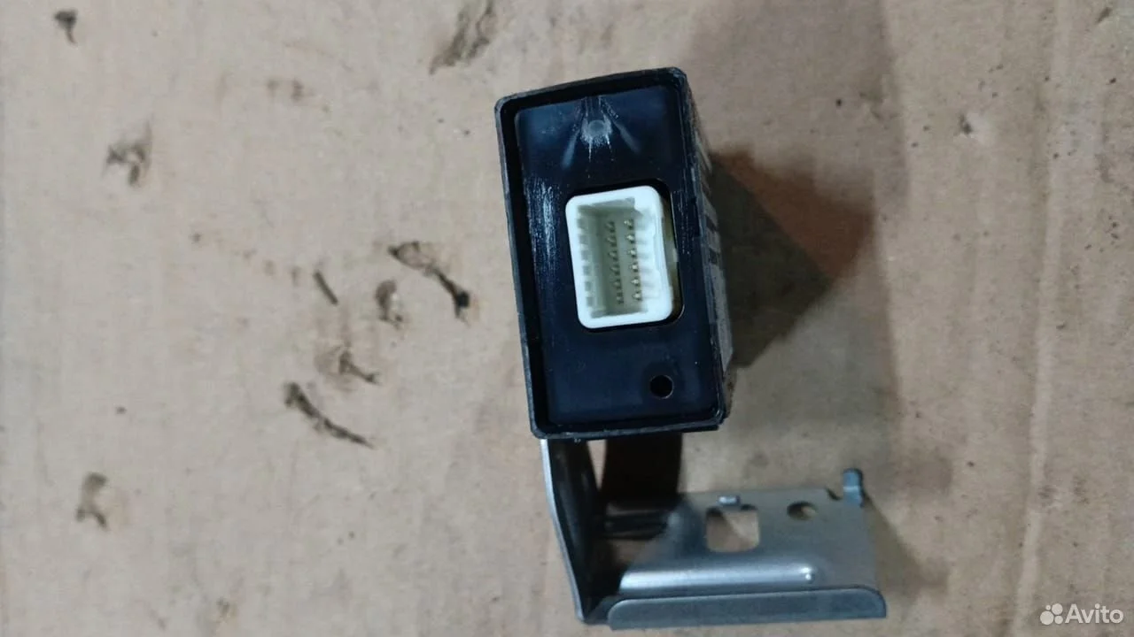 Блок управления рулевой рейкой infiniti qx56 z62