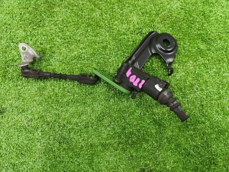 Датчик высоты дорожного просвета Audi A8 2017 4H0941309C D4 CTG