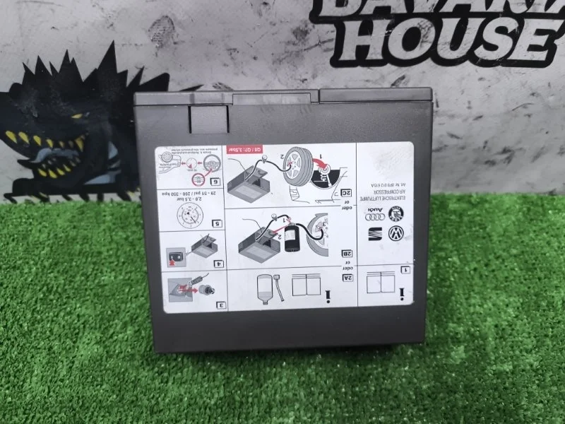 Компрессор подкачки колес Audi A7 2012 8P0012615A 4G CGW