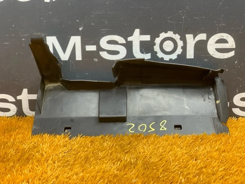 Воздуховод радиатора Mercedes-Benz Cla-Class 2014 A2465050230 C117 270.920, правый