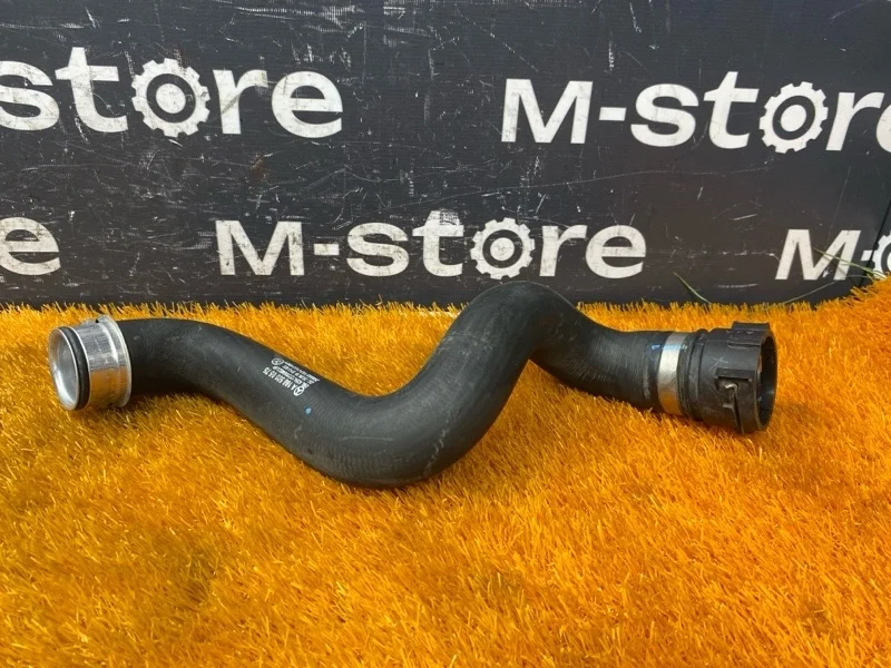 Патрубок радиатора нижний Mercedes-Benz M-Class 2012 A1665000575 W166 642.826