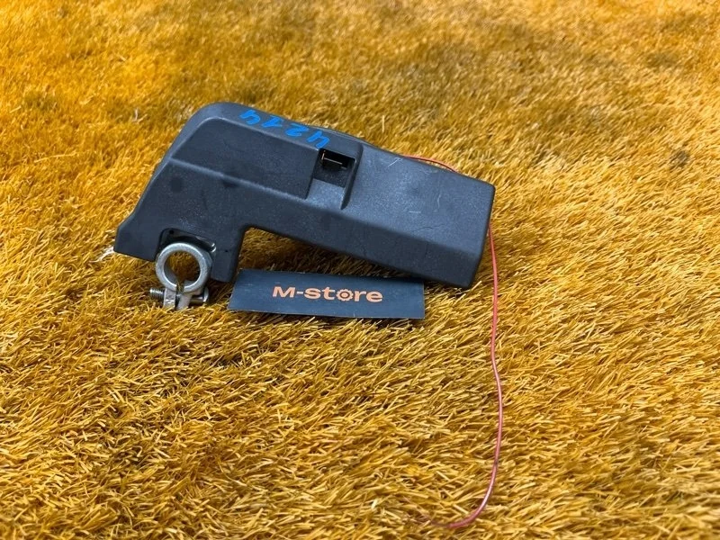 Клемма аккумулятора плюс Audi A4 2011 8J0915459 B8/8K CDNB