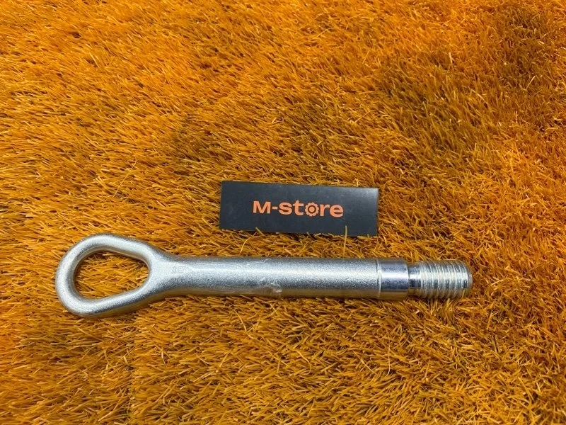 Крюк буксировочный Mercedes-Benz E-Class 2009 A2213150061 C207 272.961