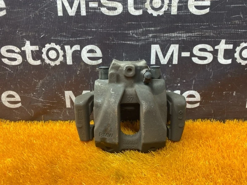 Суппорт BMW X3 2012 34106790922 F25 N20B20A, передний правый