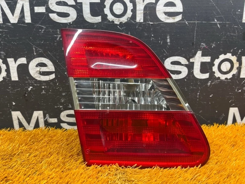 Фонарь крышки багажника Mercedes-Benz B-Class 2010 A1698201564 W245 266.940, левый