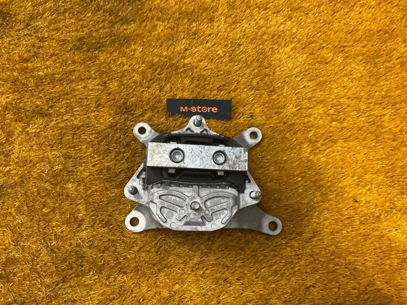 Подушка КПП Audi A4 2015 8W0399118C B9/8W CVK