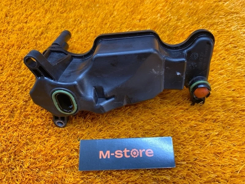 Маслоотделитель Mercedes-Benz Gla-Class 2014 A2700105401 X156 270.920