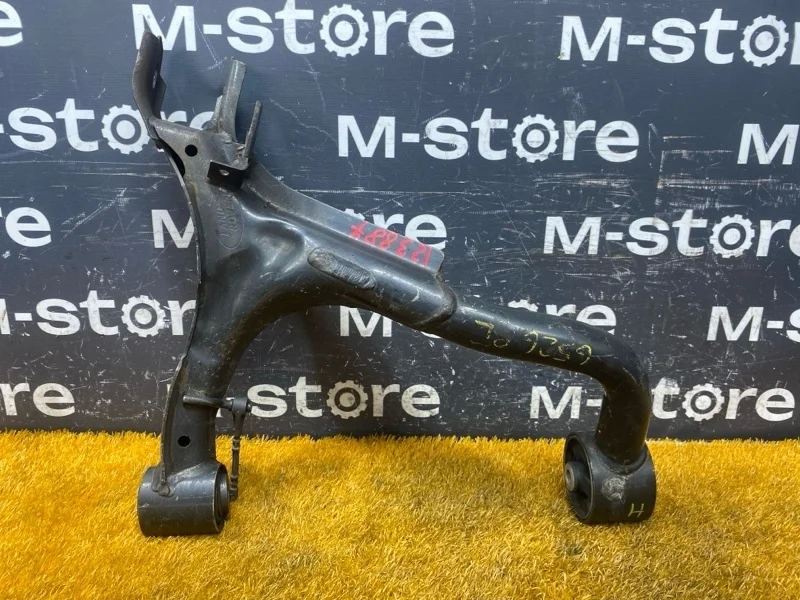 Рычаг подвески верхний Land Rover Range Rover Sport 2012 LR063718 L320 508PN, задний левый