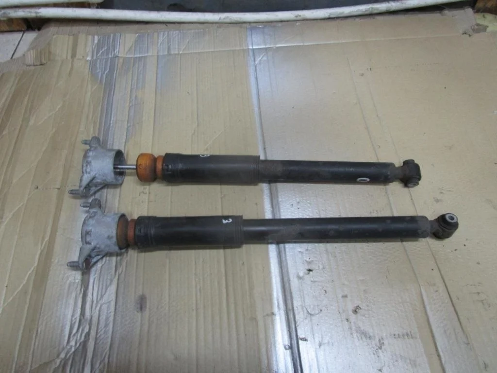 Амортизатор задний Mercedes-Benz