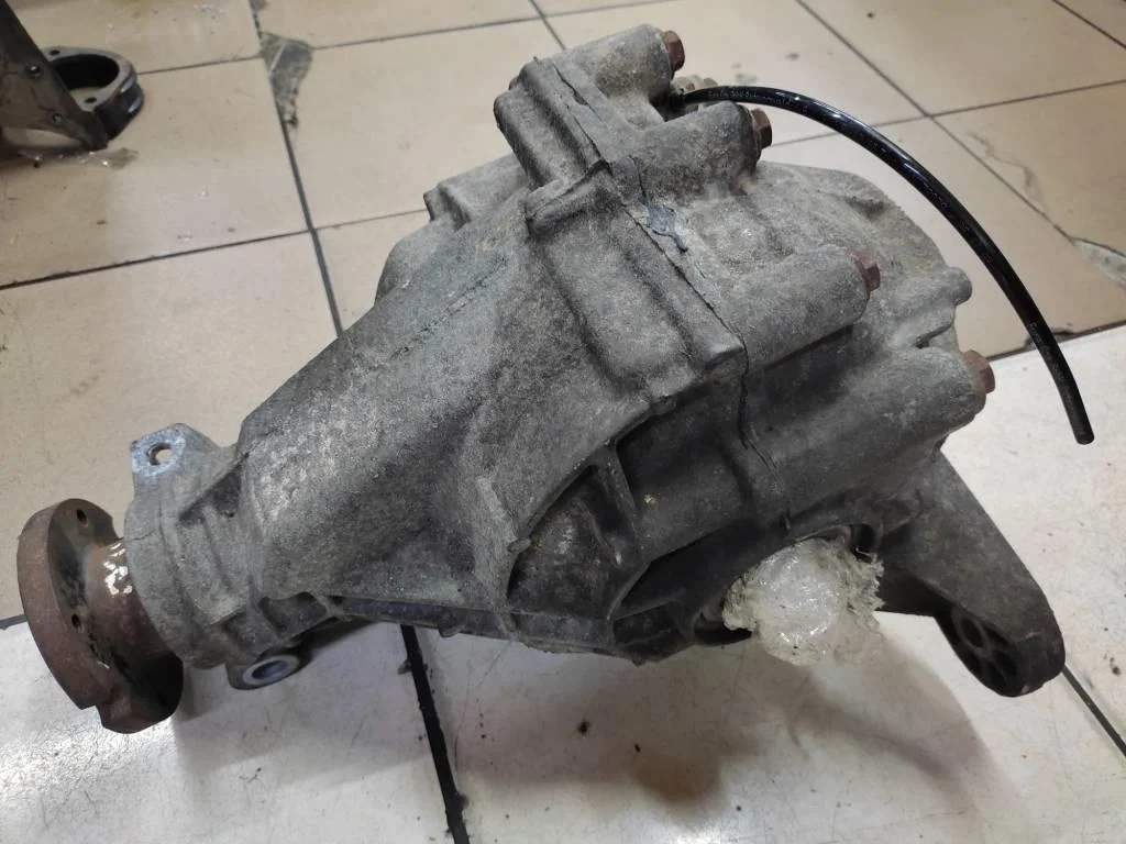 Редуктор задний Mercedes-Benz