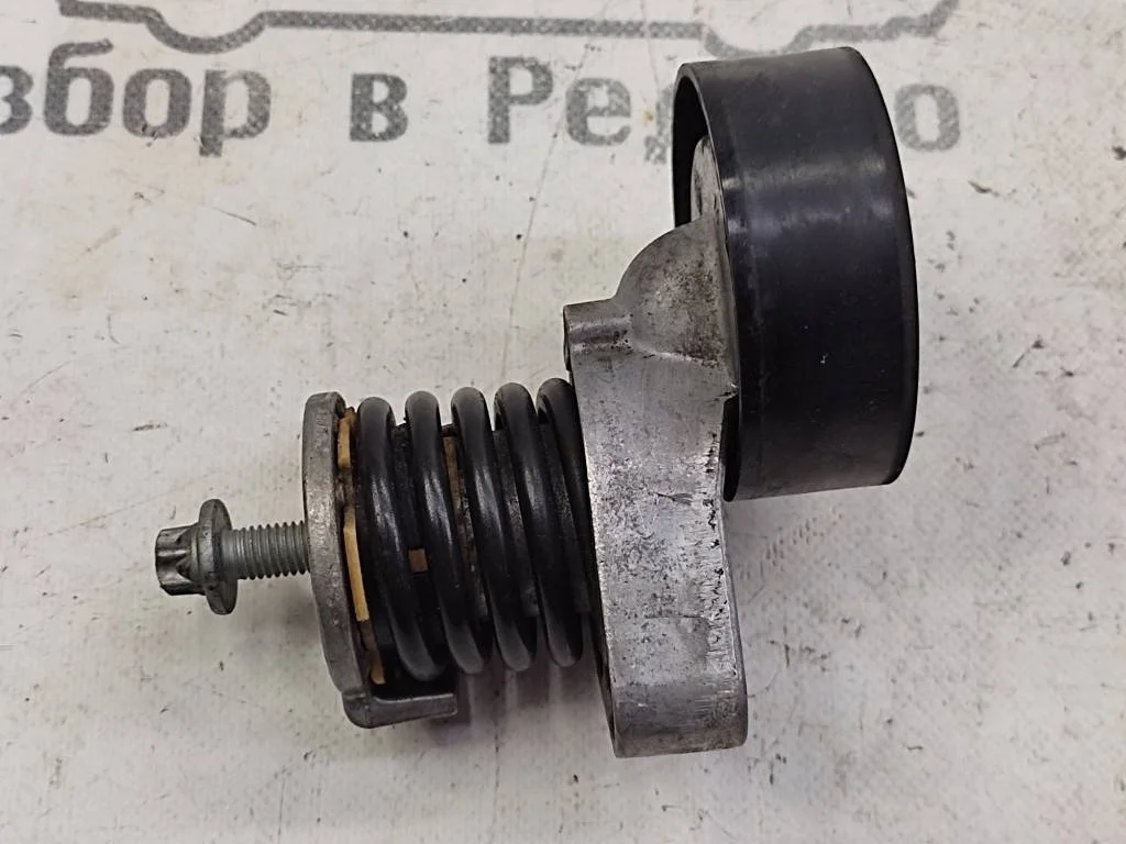 Натяжитель ремня Mercedes-Benz