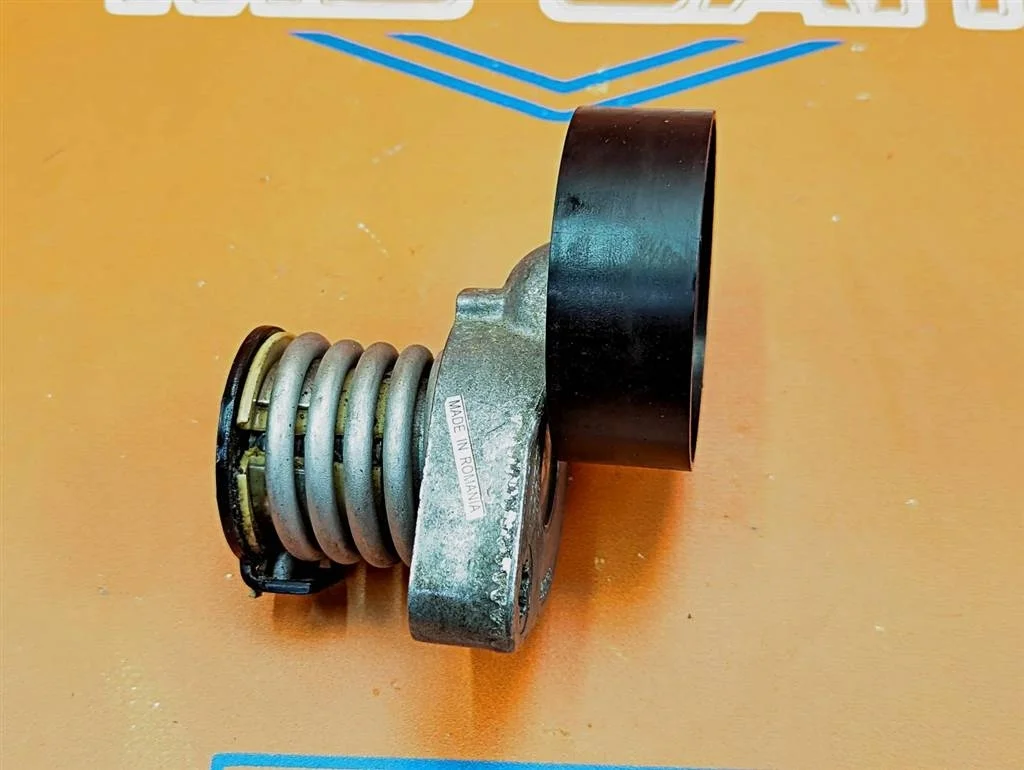 Натяжитель ремня Mercedes-Benz