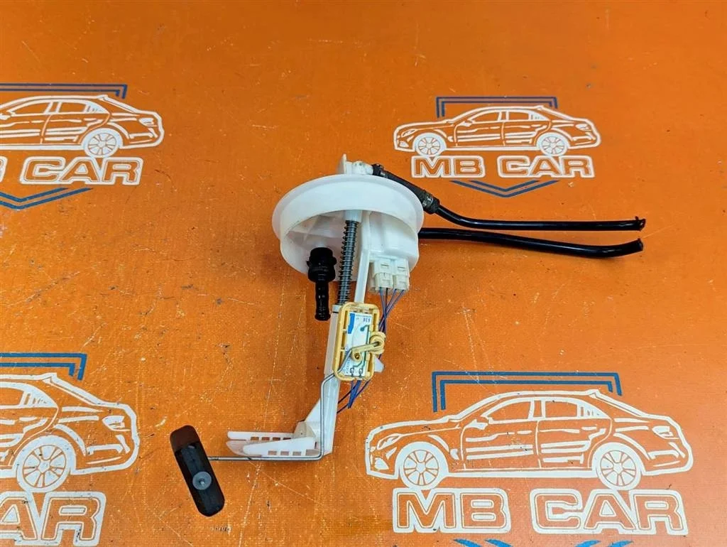 Датчик уровня топлива Mercedes-Benz