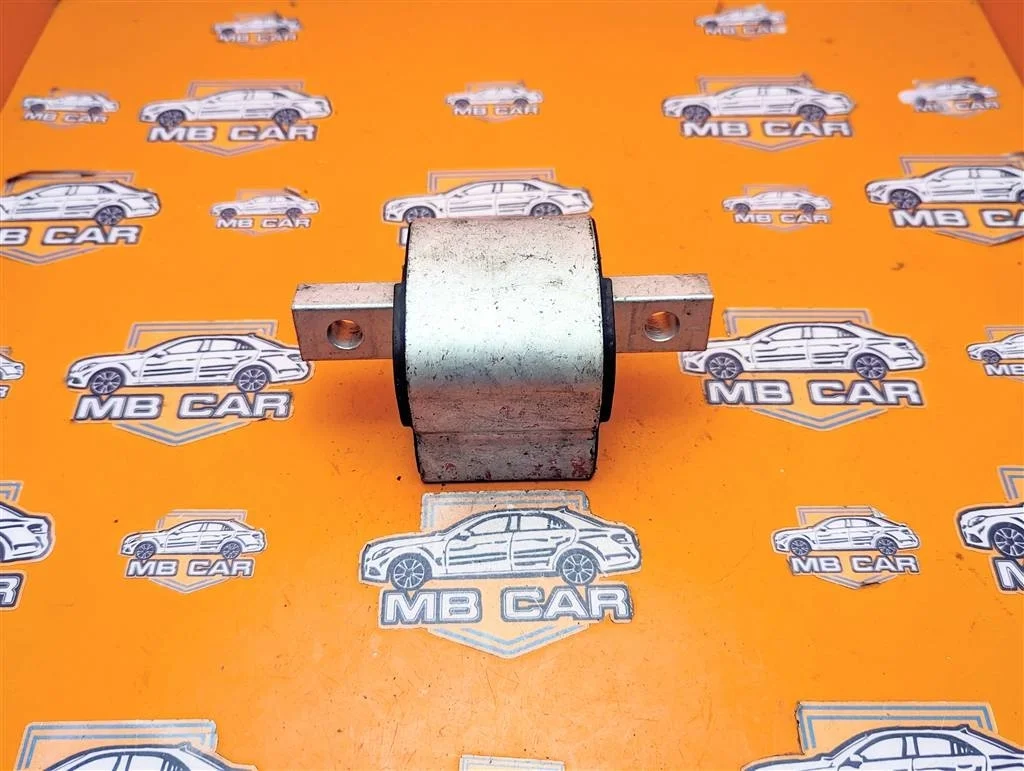 Опора КПП Mercedes-Benz