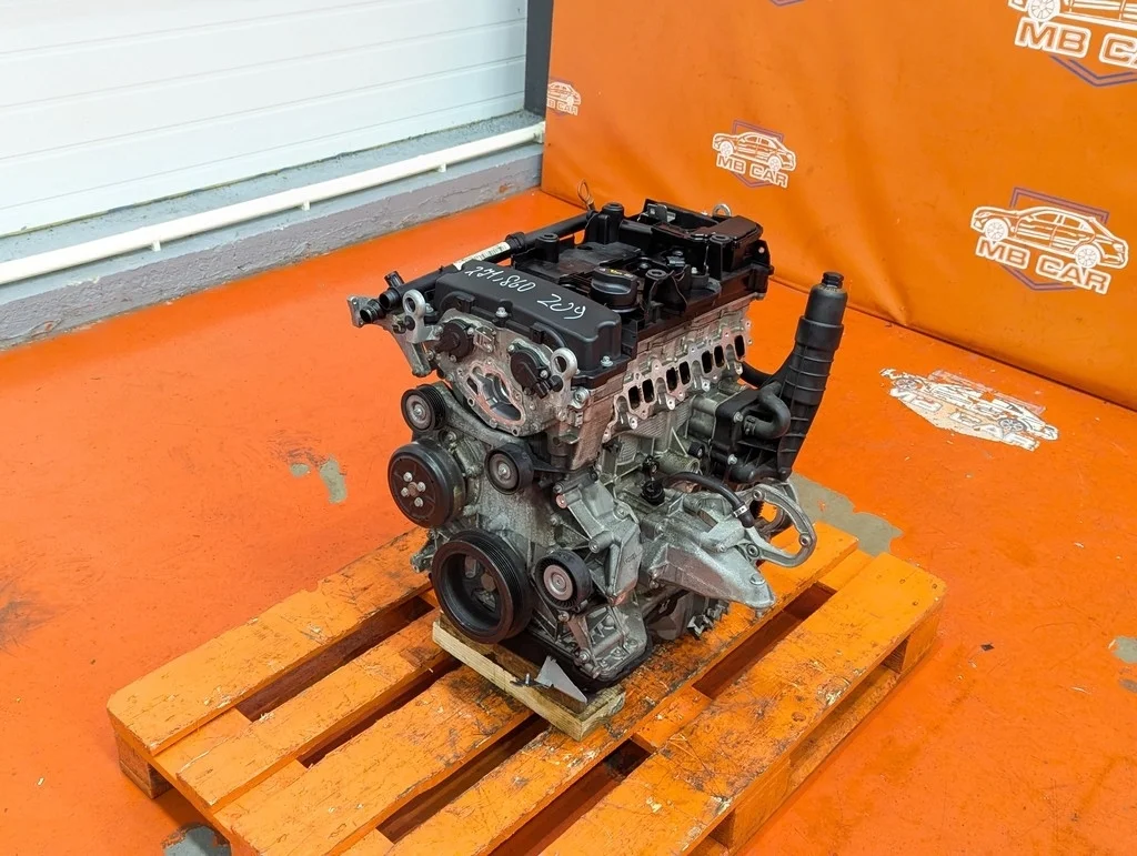 Двигатель бензиновый Mercedes-Benz