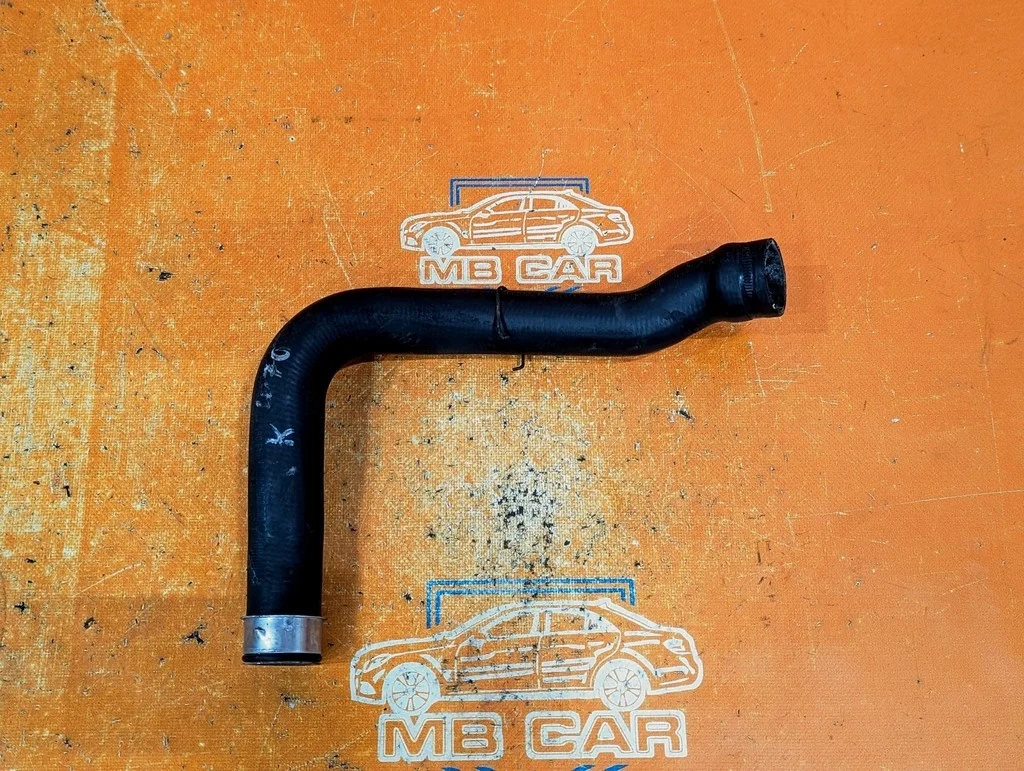 Патрубок радиатора Mercedes-Benz