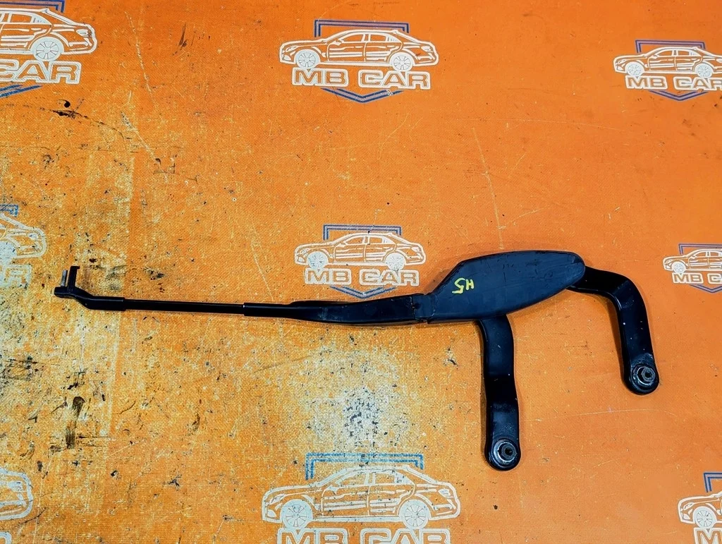 Поводок дворников Mercedes-Benz