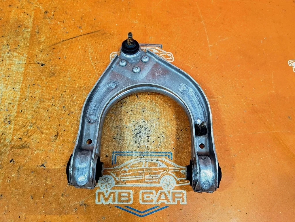 Рычаг передний верхний Mercedes-Benz