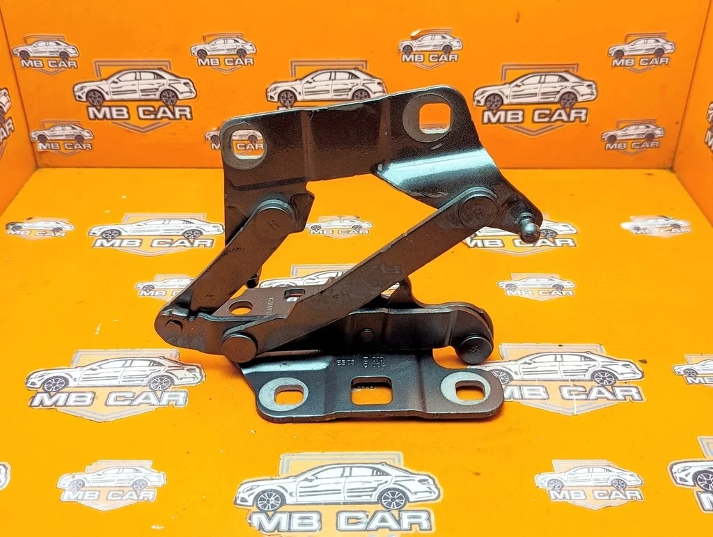 Петля капота Mercedes-Benz