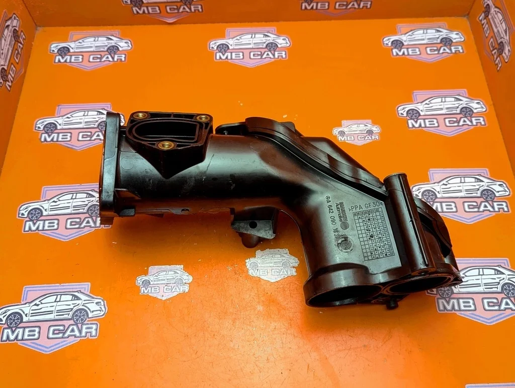 Патрубок впускного коллектора Mercedes-Benz