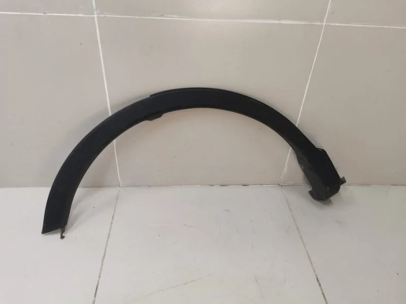 Накладка на крыло задняя правая Toyota RAV4 CA40
