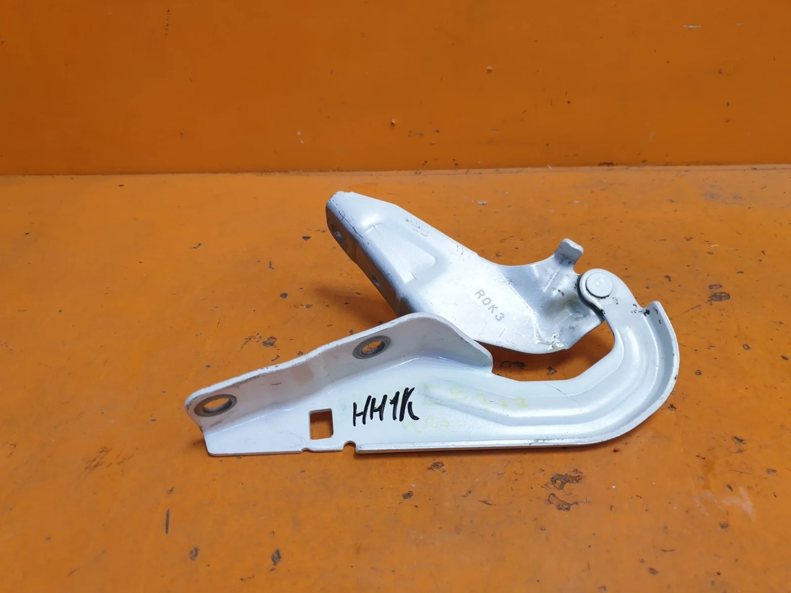 Петля капота Mitsubishi Outlander 2005-2013 XL