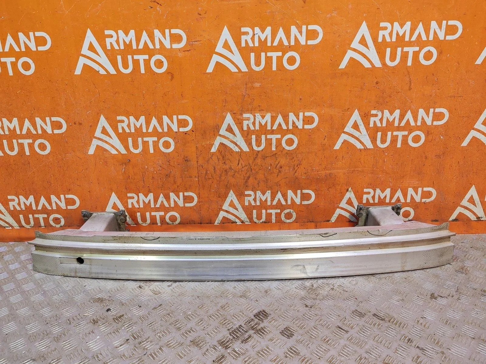 Усилитель бампера Mercedes -Class 2013-2020 W222