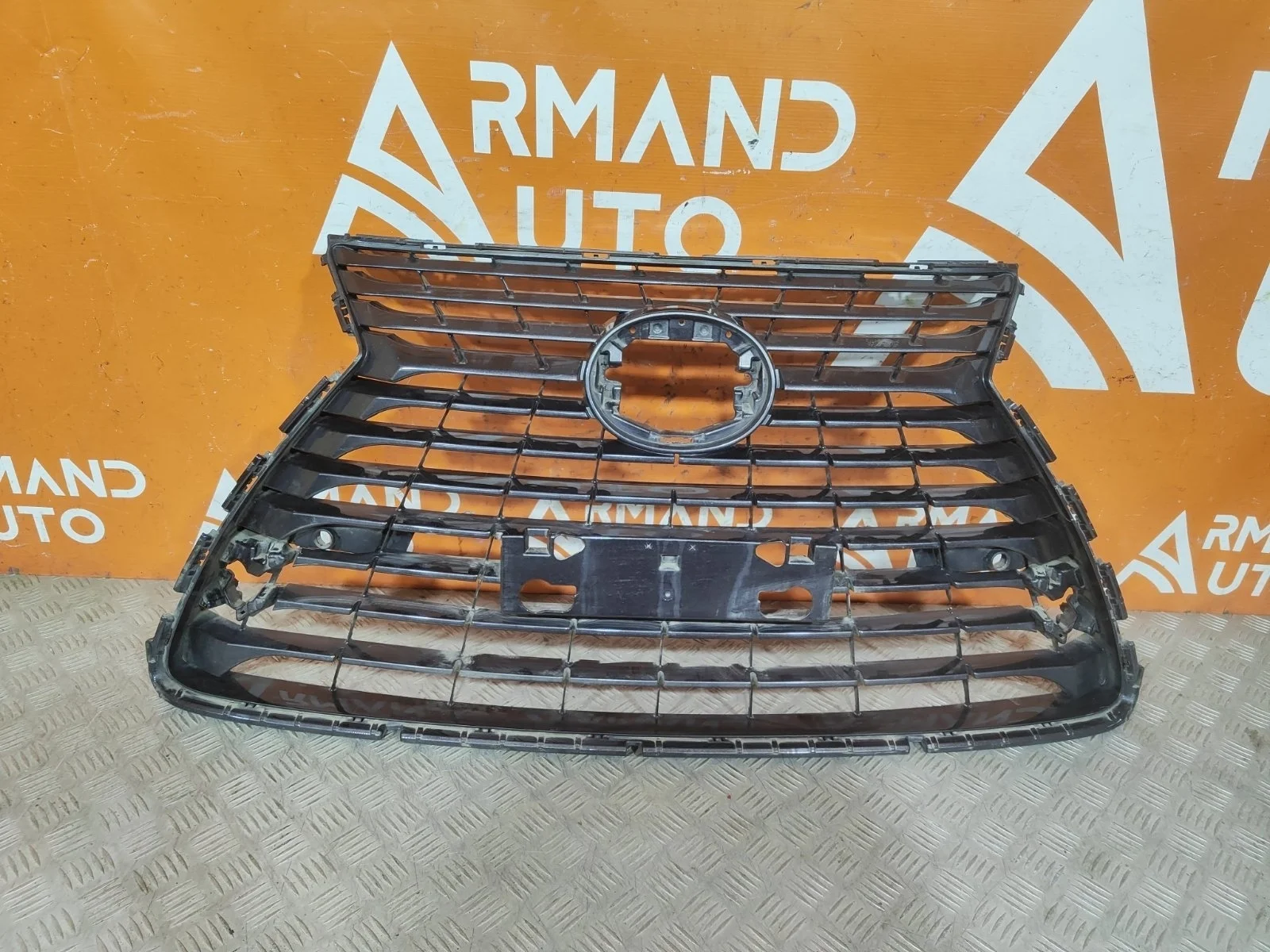 Решетка радиатора Lexus NX 2017-2021