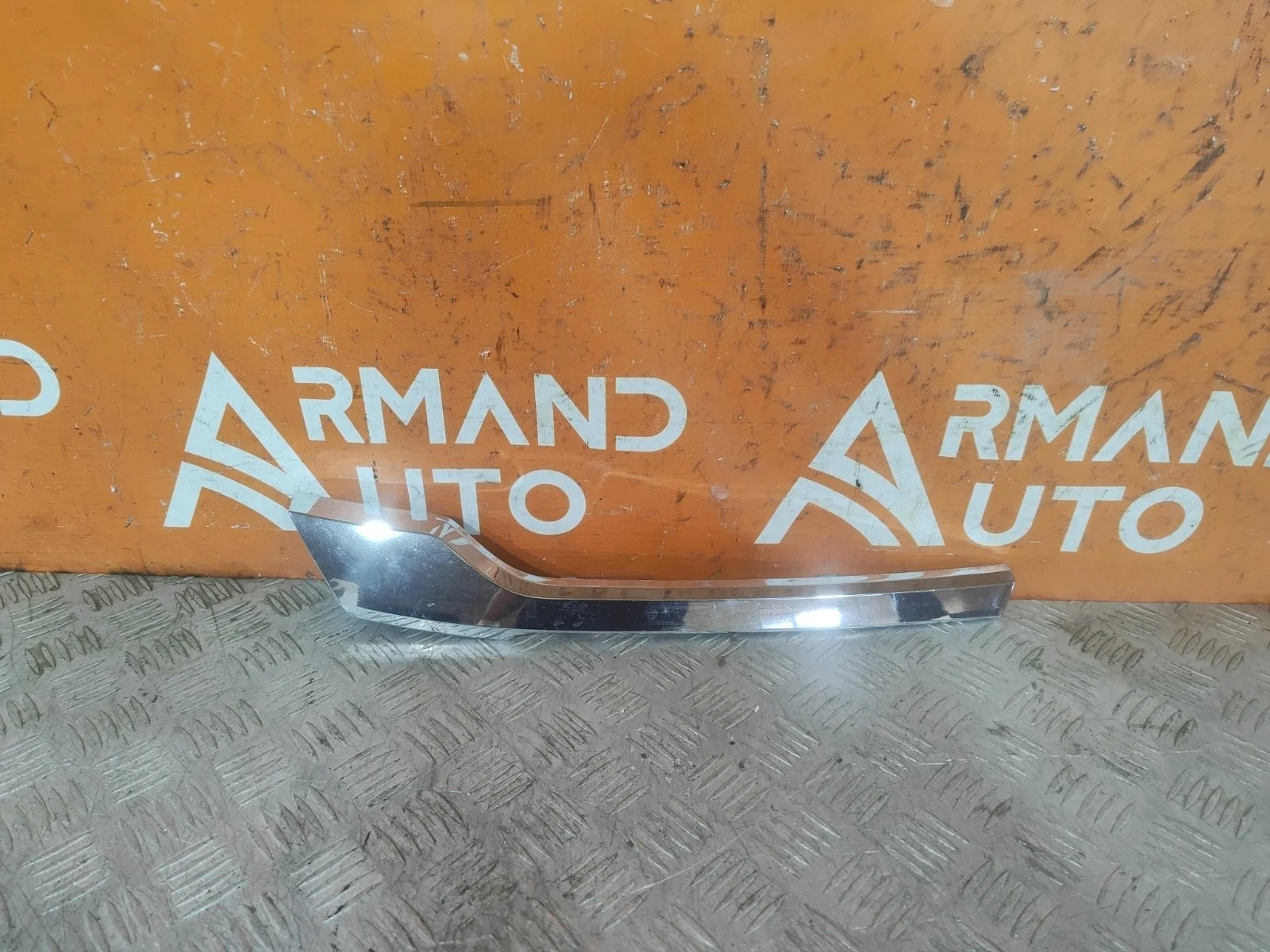 Накладка решетки радиатора Mitsubishi Pajero Sport 2015-2021 3