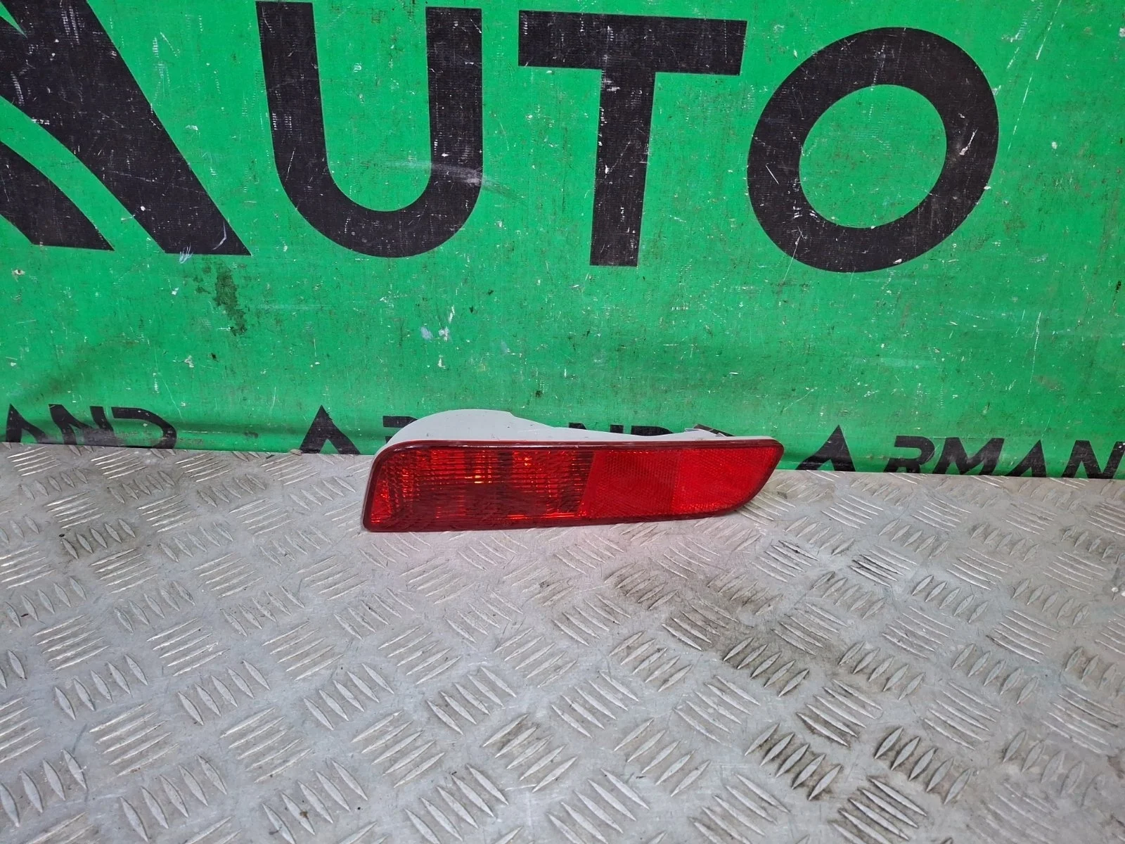 Фонарь противотуманный Mitsubishi Outlander 2012-2015 3